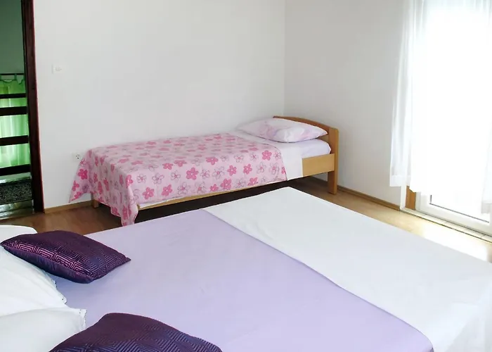 Vesna By Interhome * Дикло