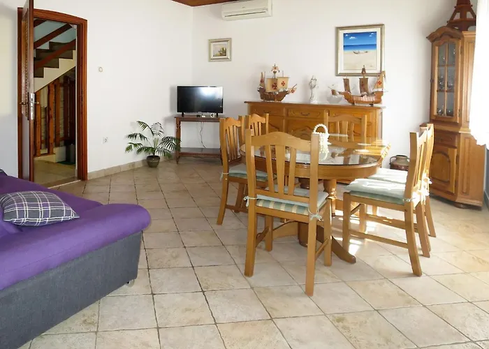 Vesna By Interhome * Дикло